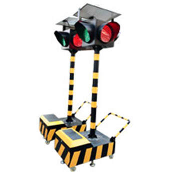 太陽(yáng)能GPS無(wú)線同步滿盤(pán)移動(dòng)信號(hào)燈4面1燈